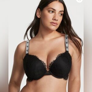 Victoria Secret Very Sexy Push Bra Size 32D EUC